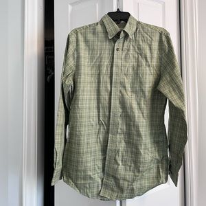 LL Bean Green Check Slightly Fitted Wrinkle Resistant Sport Shirt Small